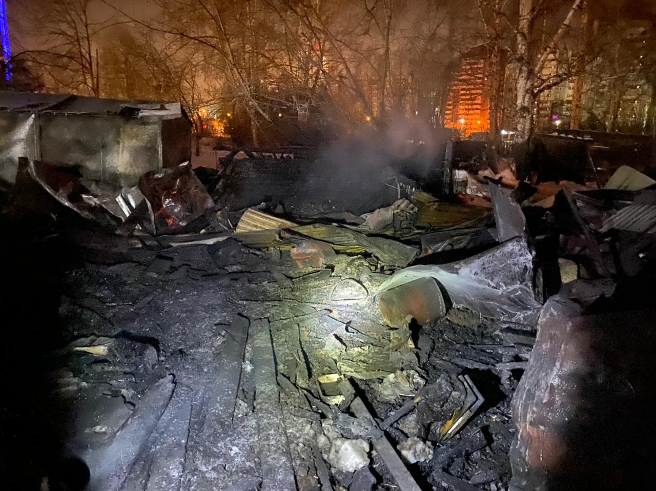 Пожар в Екатеринбурге в частном доме